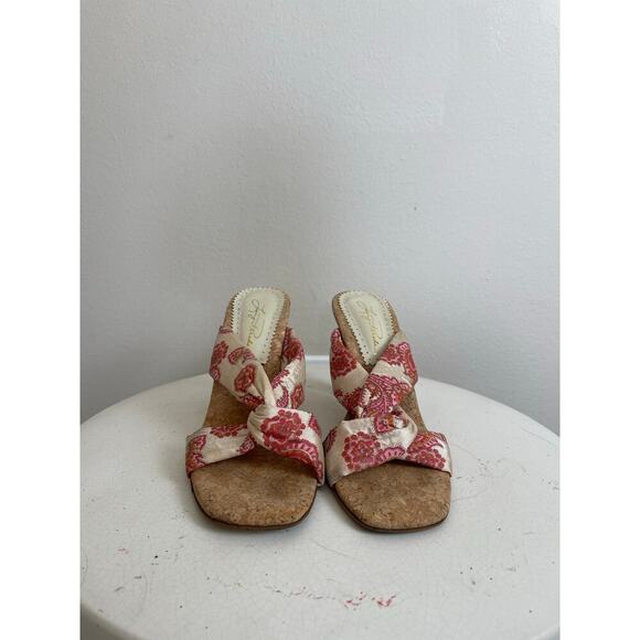 Y2K Paisley Satin Heels with Cork Bottom - Picture 3 of 10